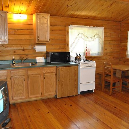Lenhartsville Robin Hill Camping Resort One-Bedroom Cottage 8 מראה חיצוני תמונה