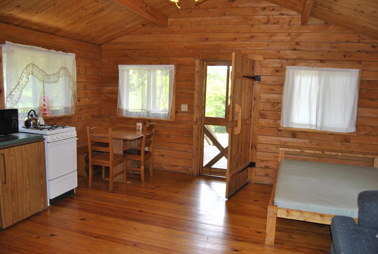 Lenhartsville Robin Hill Camping Resort One-Bedroom Cottage 8 מראה חיצוני תמונה