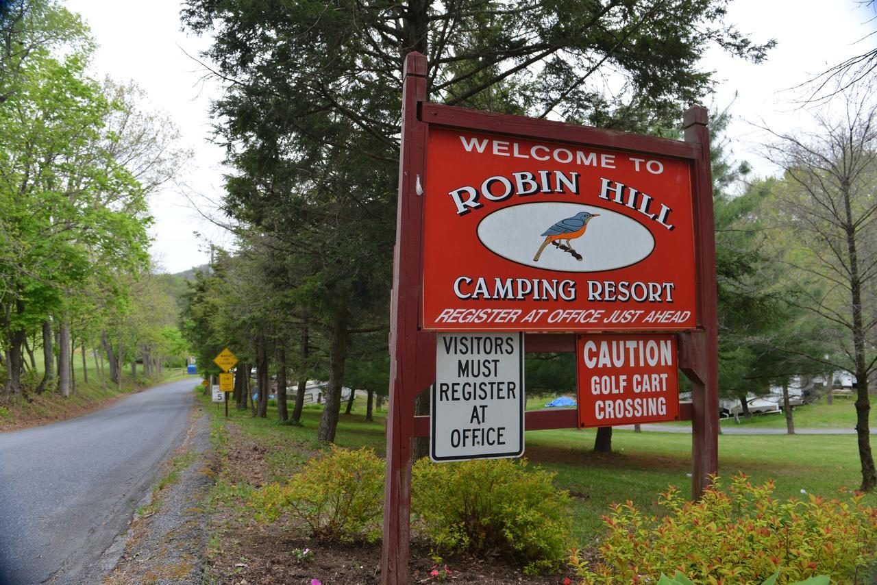 Lenhartsville Robin Hill Camping Resort One-Bedroom Cottage 8 מראה חיצוני תמונה